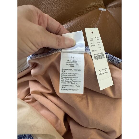 NWT J. Crew One Piece Blue Dandelion Swirl V Neck Swimsuit Size 24 - Picture 6 of 6